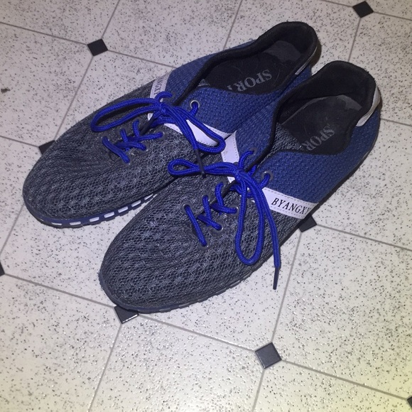 Sneakers - Picture 2 of 3